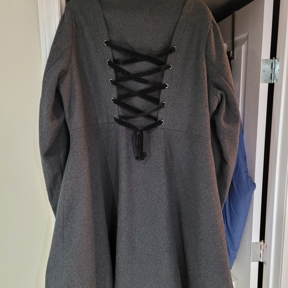 Torrid corset peacoat size 2 - Picture 2 of 3